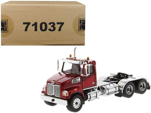 Western Star 4900 SF Day Cab Tandem Tractor in red -  Diecast Master  1/50 - 71037
