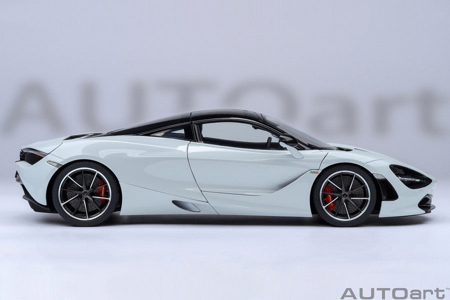 McLaren 720S Silica White - Autoart 1/18 - 76069 - Passion Diecast 