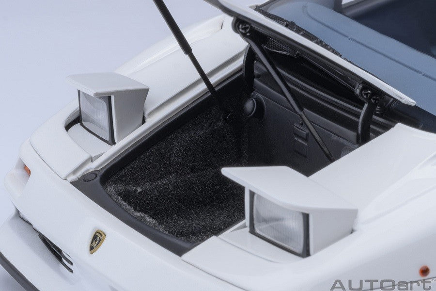 Lamborghini Diablo SE JOTA Impact White - Autoart 1/18 - 79145 - Passion Diecast 