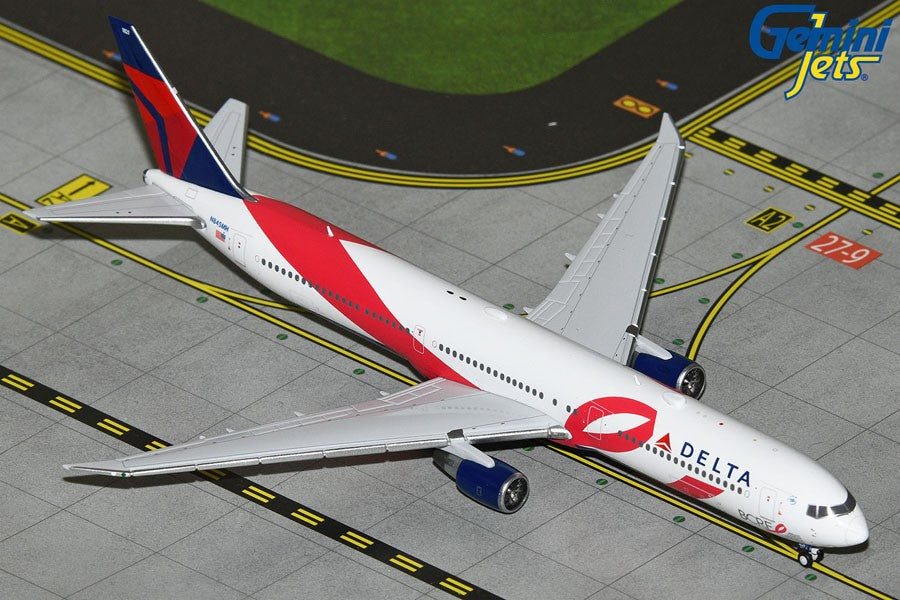 Delta Air Lines Boeing 767-400ER "SG Komen" / Gemini 1:400 GJDAL2154 GJ2154