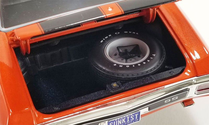 Sunkist - 1970 Chevrolet Chevelle SS 454 in Orange with Black Stripes Limited 600 Pieces - ACME - 1/18 - A1805528