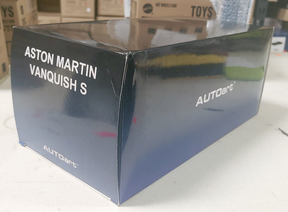 Aston Martin Vanquish S 2017   Lightning Silver  AUTOart  1/18 70272 Passion Diecast