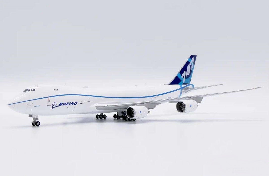 Boeing 747-8F "House Colors" / N747EX /  JC Wings  1:400 / LH4349