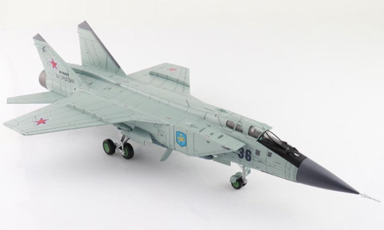 (Preorder) Mikoyan MiG-31K Foxhound-D + KH-47M2 Kinzhal / Russian Air Force Blue 36, Russia 2023 / Hobby Master 1:72 HA9705