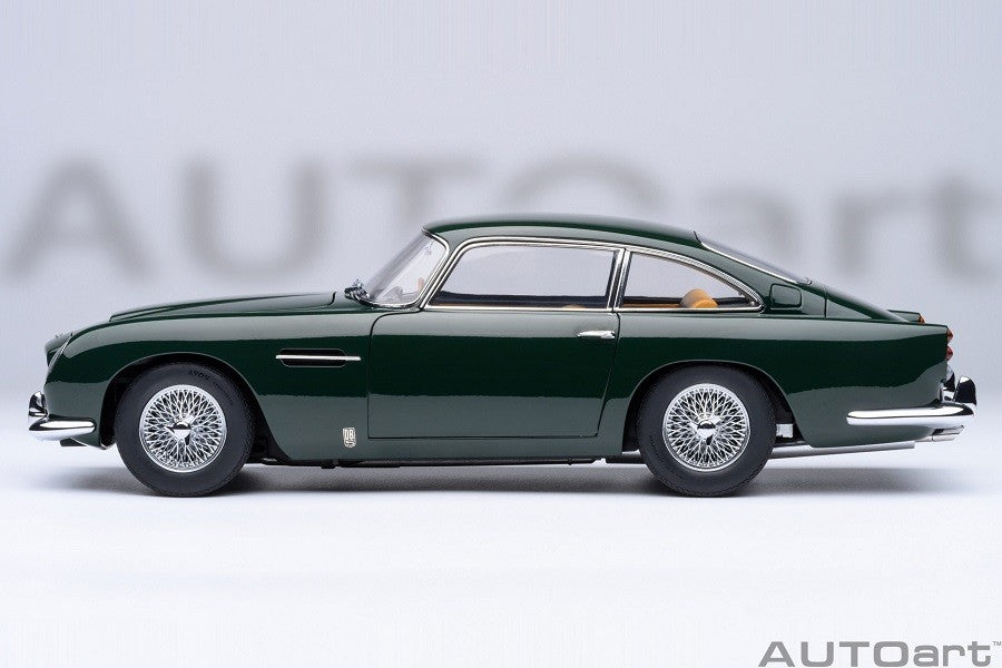 Aston Martin DB5 (British Racing Green) - Autoart 1/18 - 70286 - Passion Diecast 
