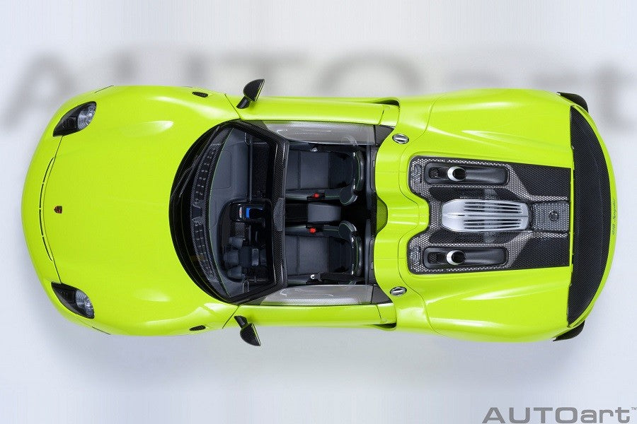 Porsche 918 Spyder Weissach Package (Acid Green) - Autoart 1/18 - 77921 - Passion Diecast 
