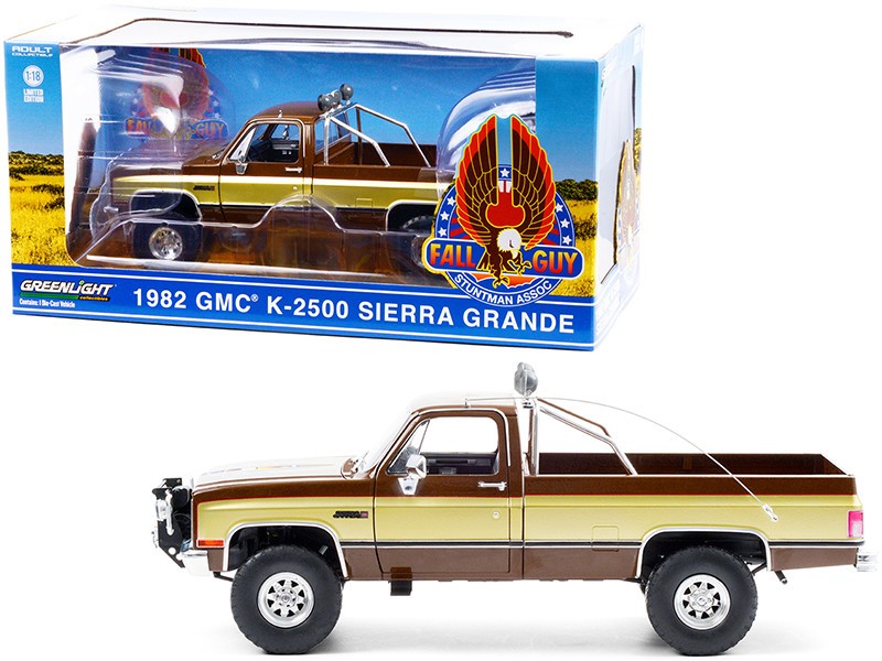 Fall Guy Stuntman Association - 1982 GMC K-2500 Sierra Grande 1/18  Greenlight 13560 Passion Diecast