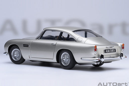 Aston Martin DB5 (Birch Silver) - Autoart 1/18 - 70287 - Passion Diecast 