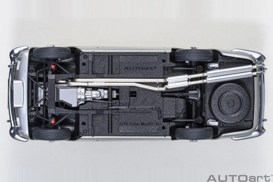 Aston Martin DB5 (Birch Silver) - Autoart 1/18 - 70287 - Passion Diecast 