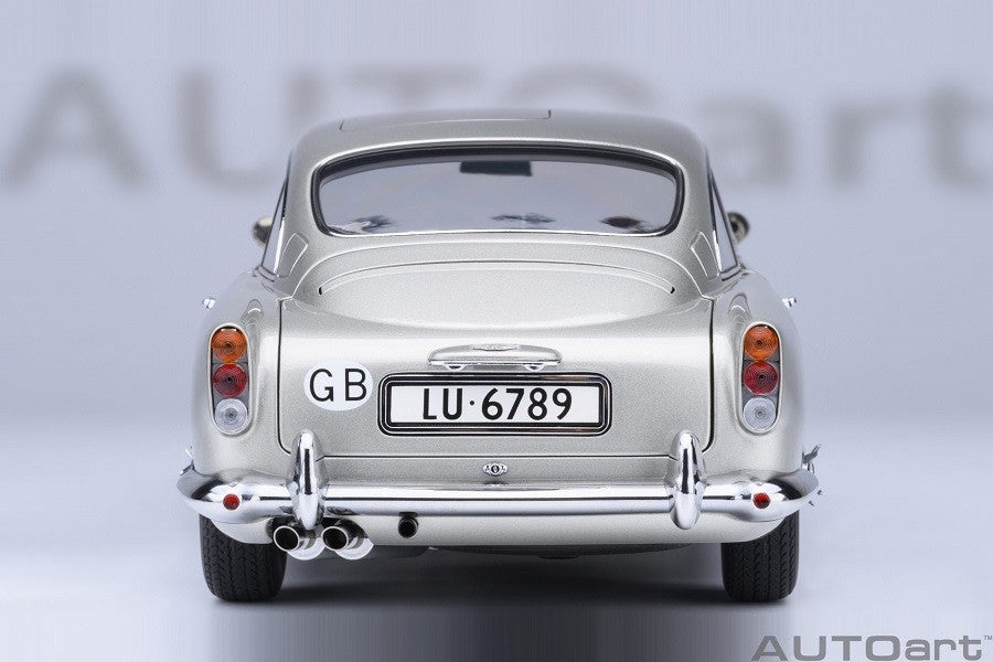 Aston Martin DB5 Goldfinger (Silver) - Autoart 1/18 - 70296 - Passion Diecast 