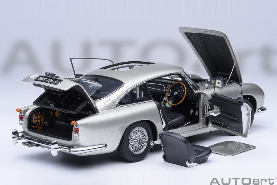 Aston Martin DB5 Goldfinger (Silver) - Autoart 1/18 - 70296 - Passion Diecast 
