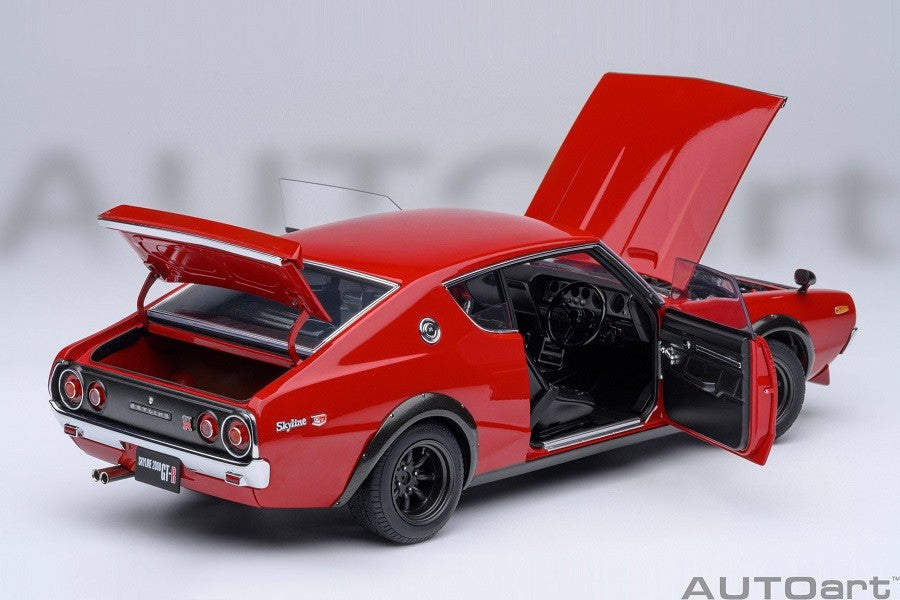 Nissan Skyline 2000 GT-R (KPGC110) Tuned version (Red) - Autoart 1/18 - 77468