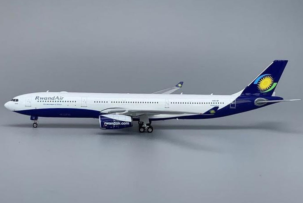 Rwandair Airbus A330-300 / 9XR-WP / Phoenix Wings 1:400 - 11943