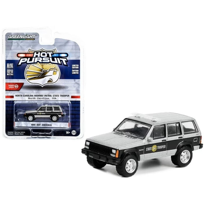 North Carolina Highway Patrol State Trooper - 1995 Jeep Cherokee - Hot Pursuit Series 43 -1/64 Greenlight - 43010 D