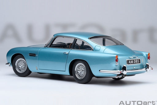 Aston Martin DB5 (Caribbean Pearl) - Autoart 1/18 - 70288 - Passion Diecast 