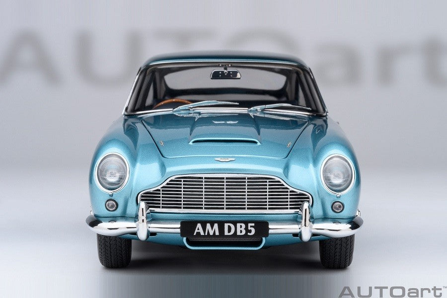 Aston Martin DB5 (Caribbean Pearl) - Autoart 1/18 - 70288 - Passion Diecast 
