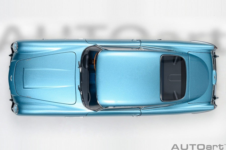 Aston Martin DB5 (Caribbean Pearl) - Autoart 1/18 - 70288 - Passion Diecast 