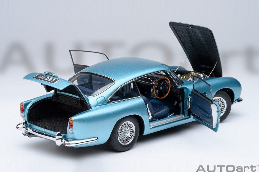 Aston Martin DB5 (Caribbean Pearl) - Autoart 1/18 - 70288 - Passion Diecast 