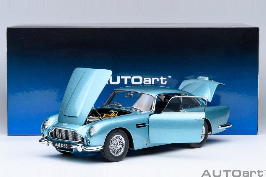 Aston Martin DB5 (Caribbean Pearl) - Autoart 1/18 - 70288 - Passion Diecast 