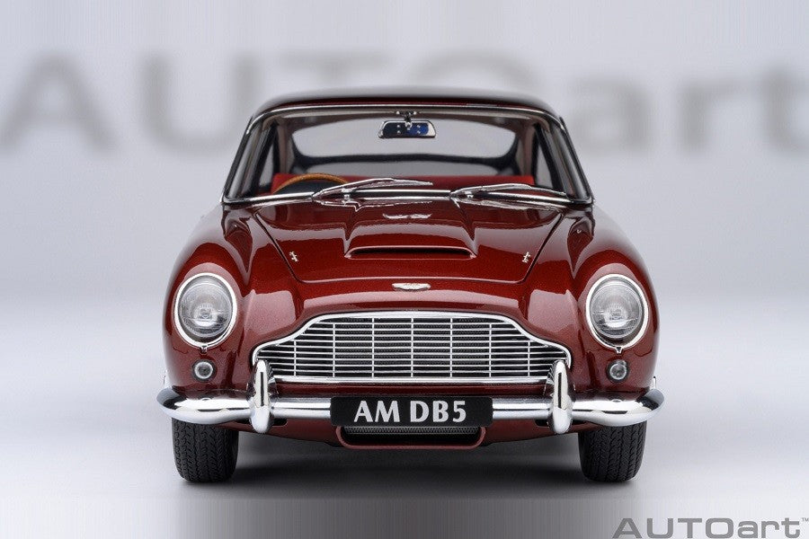 Aston Martin DB5 (Dubonnet Rosso) - Autoart 1/18 - 70289 - Passion Diecast 