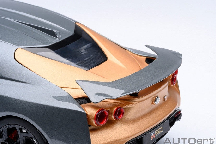 Nissan GT-R50 by Italdesign (Liquid Kinetic Silver/Energetic Sigma Gold) - Autoart 1/18 - 77510 - Passion Diecast 
