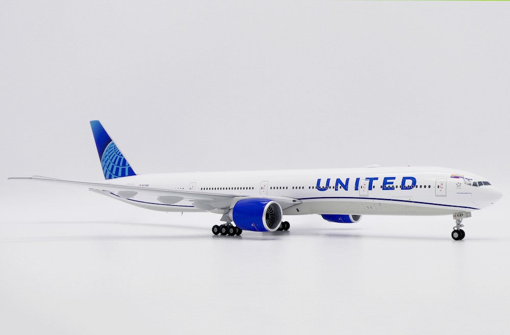 United Airlines B777-300ER "Sydney World Pride" / N2749U /  JC Wings 1:200 / XX20423