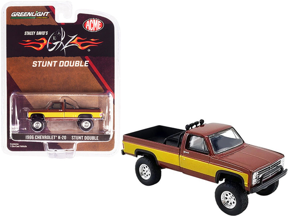 STACEY DAVID'S GEARZ - 1986 CHEVROLET K2500 - STUNT DOUBLE - FALL GUY TRIBUTE, 1-64 greenlight GL-51369