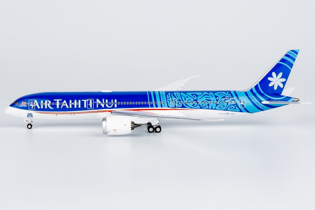 Air Tahiti Nui Boeing 787-9 Dreamliner  "25th Anniversary Bora" / F-OVAA /  NG Models 1:400 / NG55132