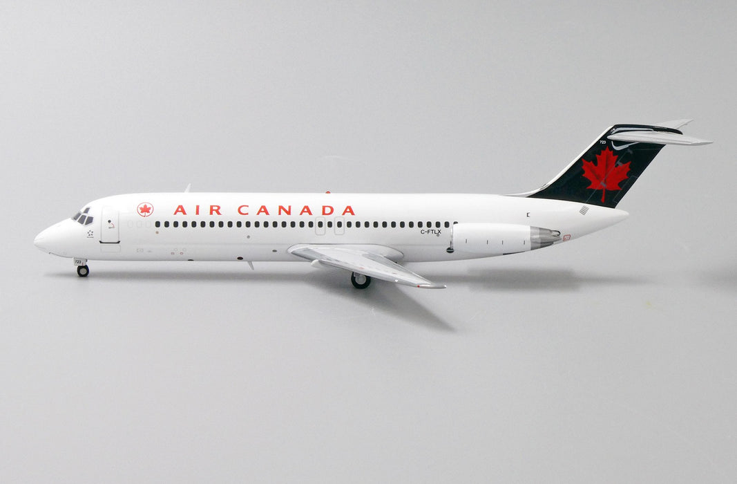 Air Canada Douglas DC-9-32 / C-FTLL / JC Wings / 1:200 / XX2219