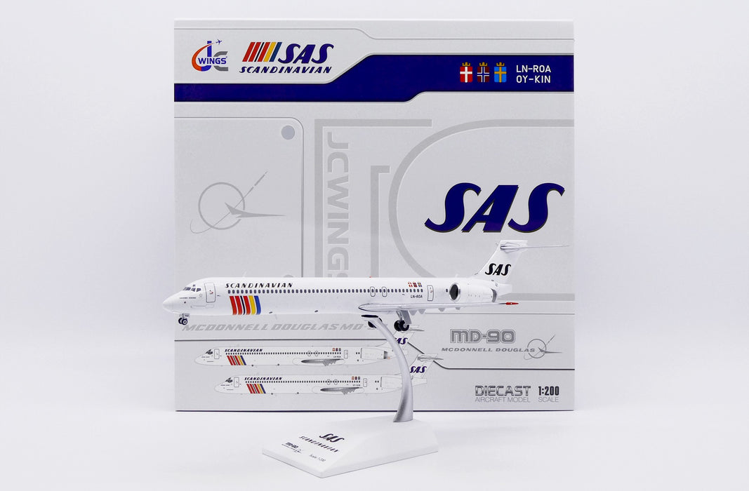 SAS Scandinavian McDonnell-Douglas MD-90 "Old Colors" / LN-ROA /  JC Wings / 1:200 / LH2498