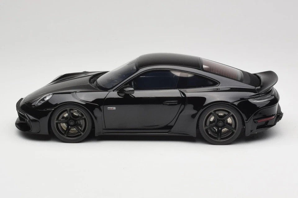 BRABUS 900 ROCKET-R BLACK 2023 - 1/18 - GT SPIRIT - GT502