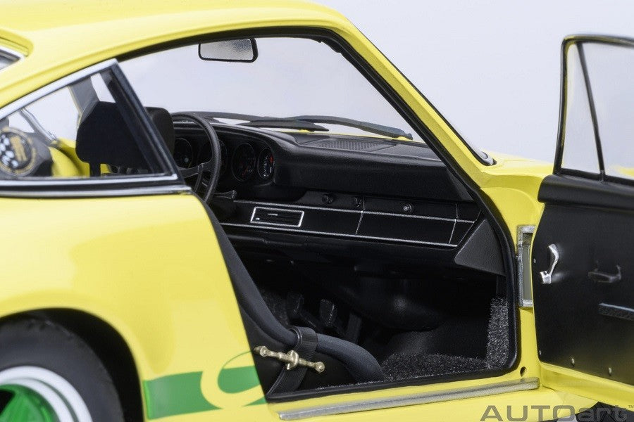 Porsche 911 Carrera 2.7 RS (Light Yellow with Green stripes) - Autoart 1/18 - 78033 - Passion Diecast 