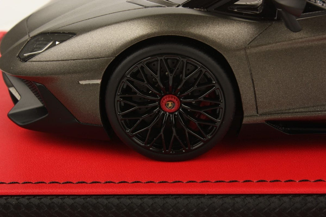 (Used)Lamborghini Aventador LP 750-4 Superveloce Roadster  - Mr Collection  1/18 - SVROADSTERSPECIAL12