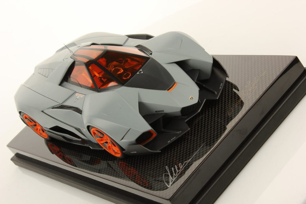 (Used) Lamborghini Egoista with Walter de Silva signature  - Mr Collection  1/18 - EGOISTASPECIAL07