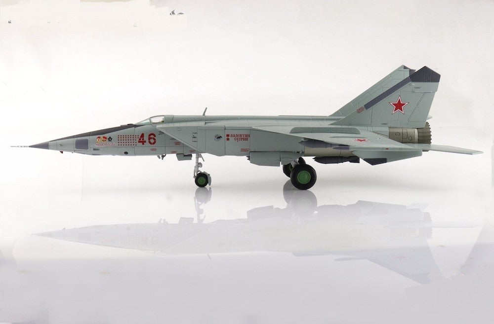 Mikoyan-Gurevich MiG-25RBT Foxbat-B / Russian AF 47th GRAP, 2nd Sqn ...
