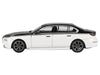 BMW i7 xDrive60 Alpine White / Black Sapphire - Mini GT - 1:64 - MGT00959 Passion Diecast