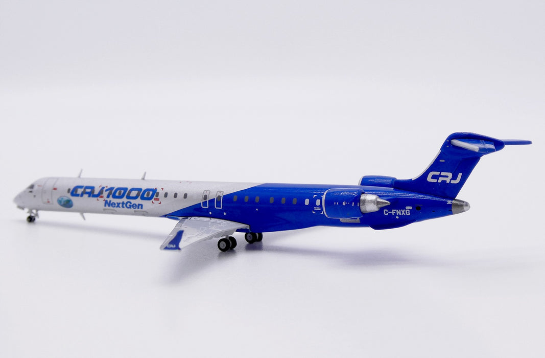 Bombardier CRJ-1000ER "House Colors" / C-FNXG/  JC Wings / 1:400 / LH4407