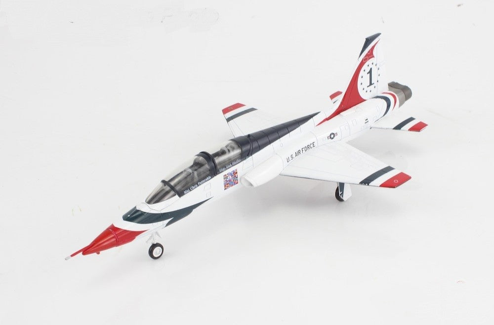 Northrop T-38C Talon / USAF Thunderbirds, no.1, 1970s / Hobby Master 1:72  HA5415