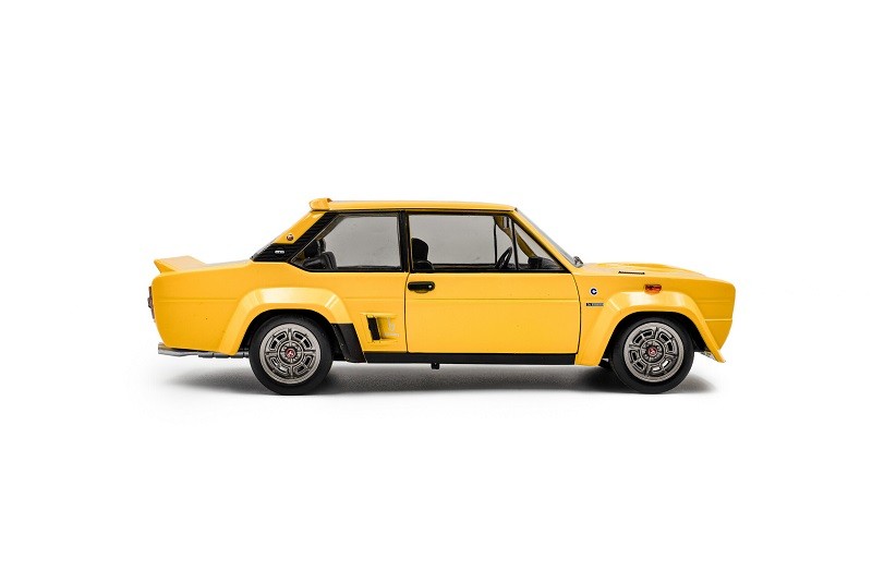 Fiat 131 Abarth - 1980 - Solido - 1/18 - S1806006 - Passion Diecast 
