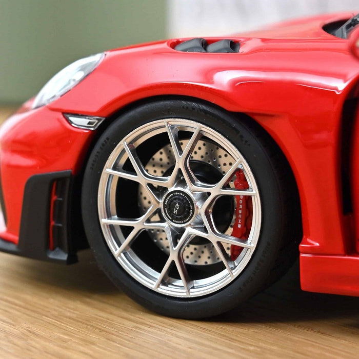 Porsche 718 Spyder RS 2023 Guards Red - Norev 1-18 - 187271 - Passion Diecast