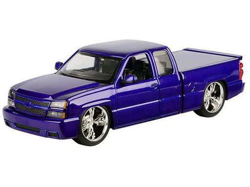 Chevy Silverado Extended Cab 2006 Custom - Metallic Blue - Motormax 1/25 - 79039 BL Passion Diecast