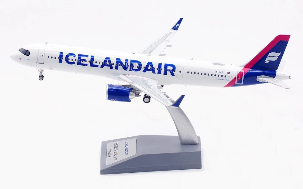 Icelandair Airbus A321-271NX / TF-JAA / 1/200 / Inflight 200 / IF321MF0425