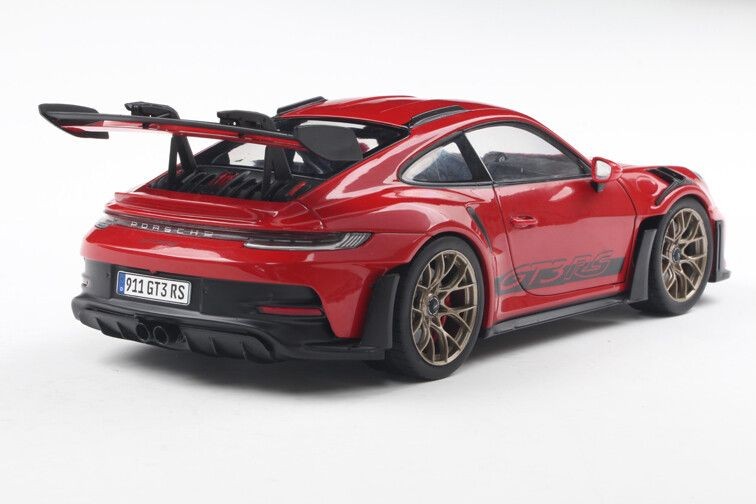 Porsche 911 992 GT3 RS COUPE 2024 Rouge - Solido - 1/18 - S1812101 - Passion Diecast 