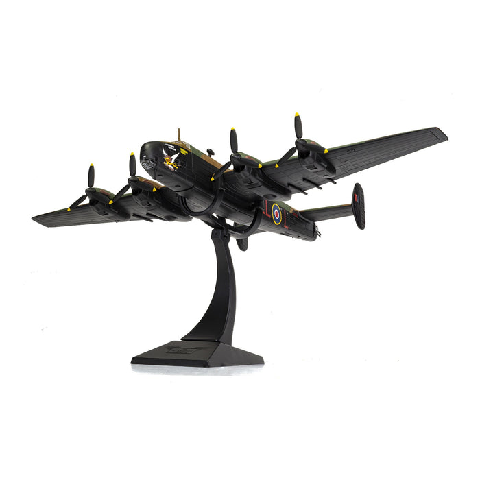 (Preorder) Handley Page Halifax B.Mk V / RCAF No.427 Sqn, DK186 London's Revenge, RAF Leaming, UK / Corgi AA37210