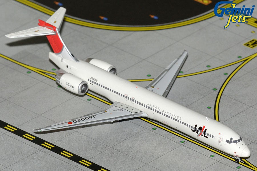 Japan Air Lines McDonnell-Douglas MD-90 / JA002D / Gemini Jets / 1:400 / GJJAL1718 GJ1719
