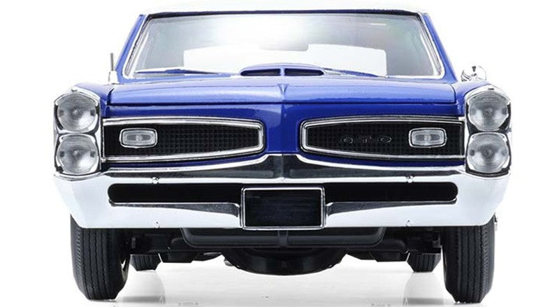 1966 Pontiac GTO in Barrier Blue with White Top - 1/18 - Highway 61 - 18047