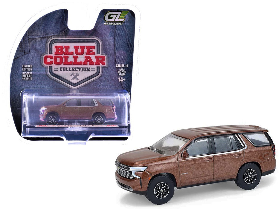 2022 Chevrolet Tahoe in Auburn Metallic - Blue Collar Collection Series 14 - 1/64 Greenlight - 35300 E