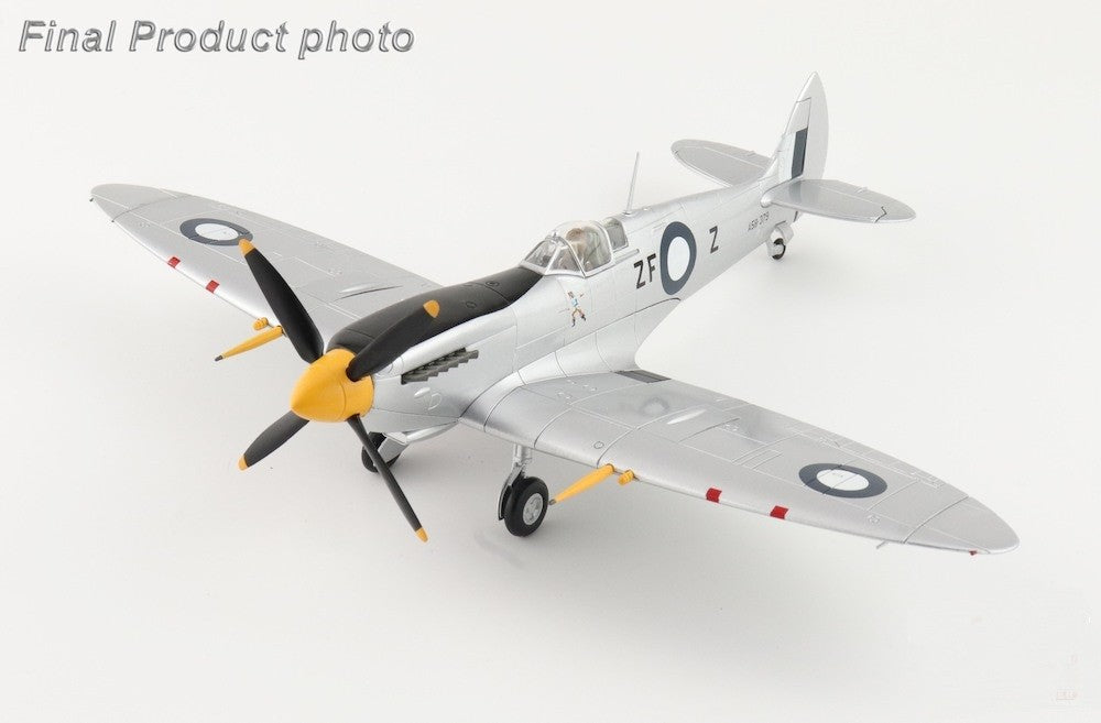 Supermarine Spitfire Mk VIII / RAAF 549 Sqn, FLT Glaser, Strauss Airstrip, Sept. 1944 / Hobby Master 1:48 HA8329