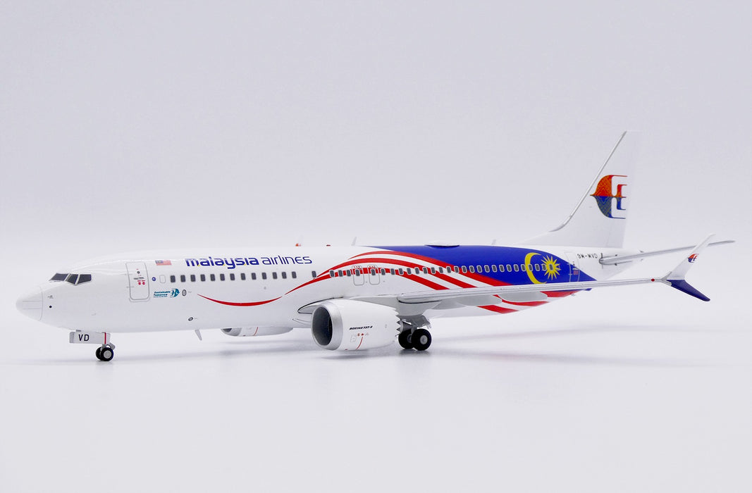 Malaysia Airlines Boeing 737-MAX8 / 9V-MVD /  JC Wings / 1:200 / LH2455