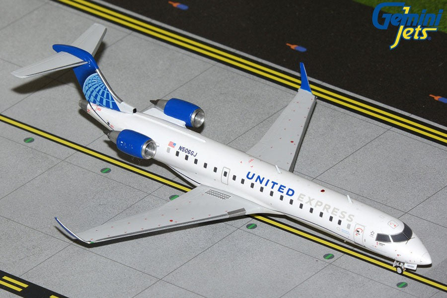 United Express Bombardier CRJ-550 / N506GJ / Gemini Jets / 1:200 / G2UAL1405